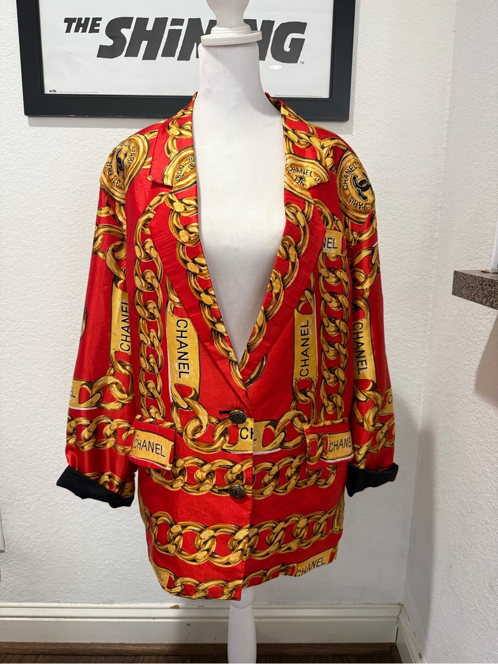 Vintage Silkworn Blazer featuring the Chanel gold chain print